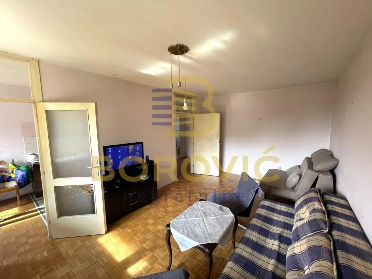 Prodaja, dvosoban stan, 60m², Batajnica, Beograd