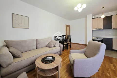 Izdavanje, dvosoban stan, 58m², Tuški Put, Podgorica - image 4