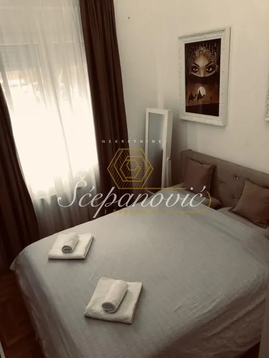 Prodaja, trosoban stan, 91m², Socijalno, Novi Sad Sve Podlokacije