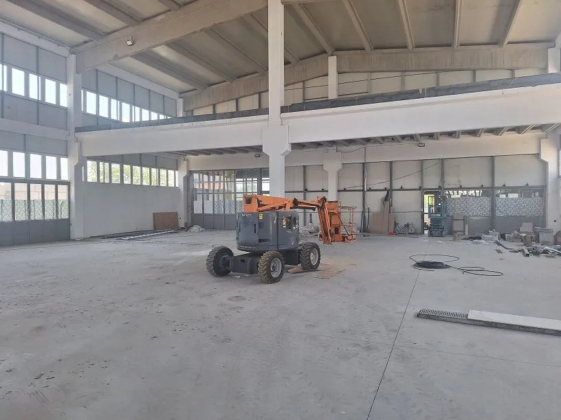 Rent, office space, 1500m², Zemun Sve Podlokacije, Beograd