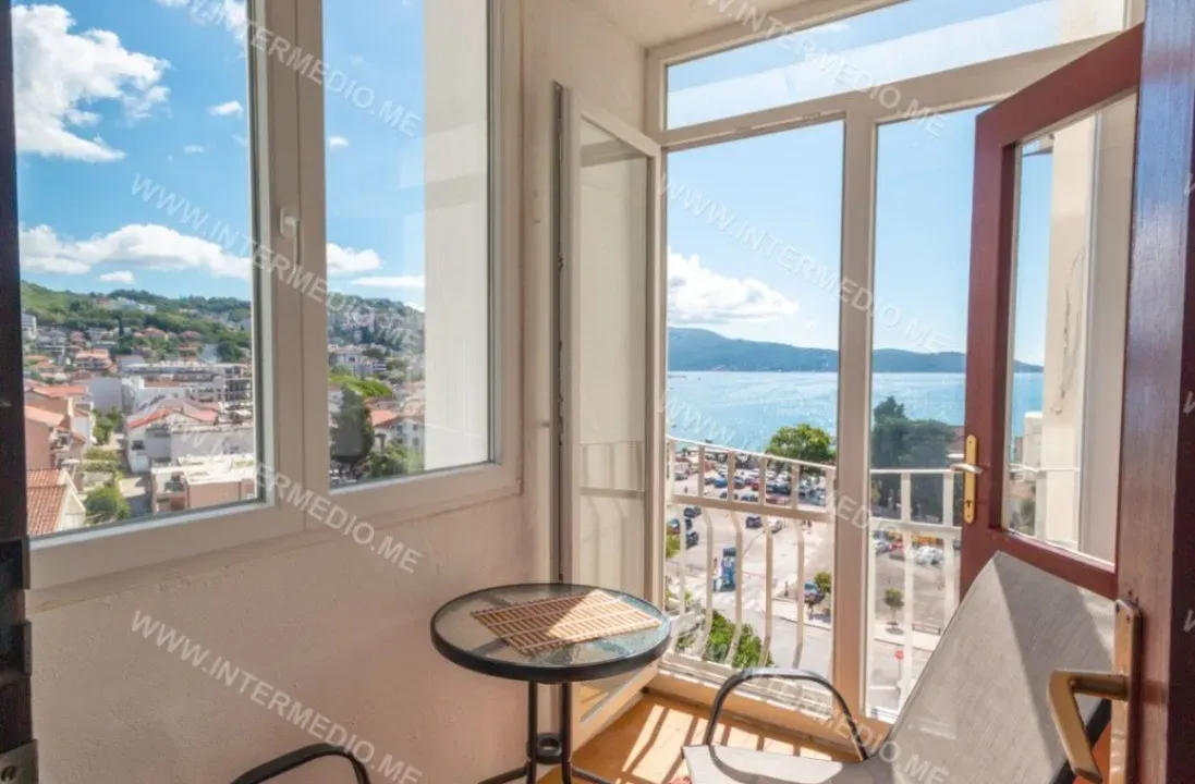 Prodaja, garsonjera, 35m², Igalo, Herceg Novi