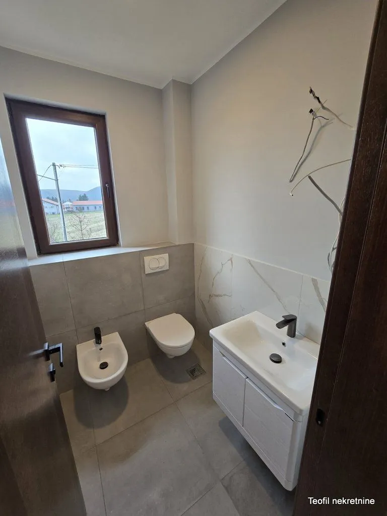 Prodaja, kuća, 185m², Krupanj, Srbija