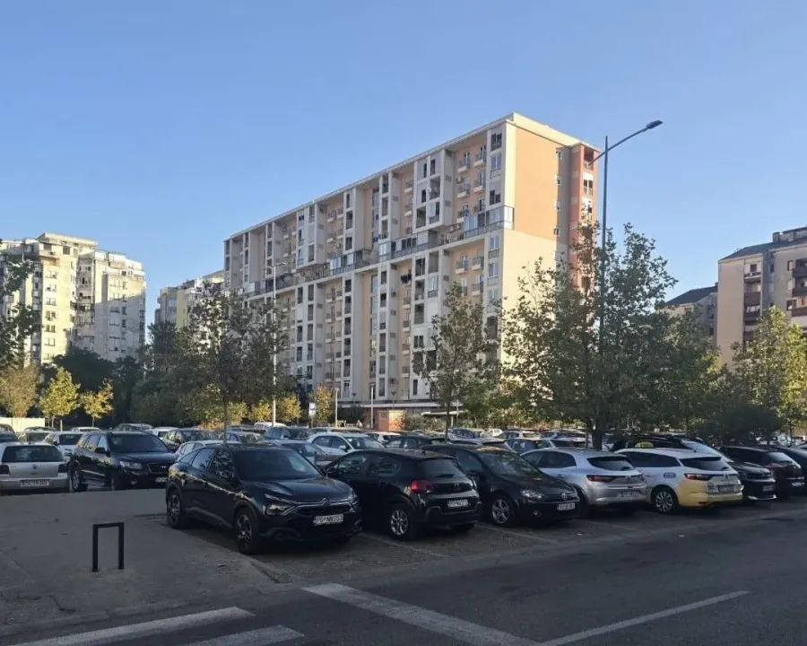 Prodaja, dvosoban stan, 73m², Blok 6, Podgorica