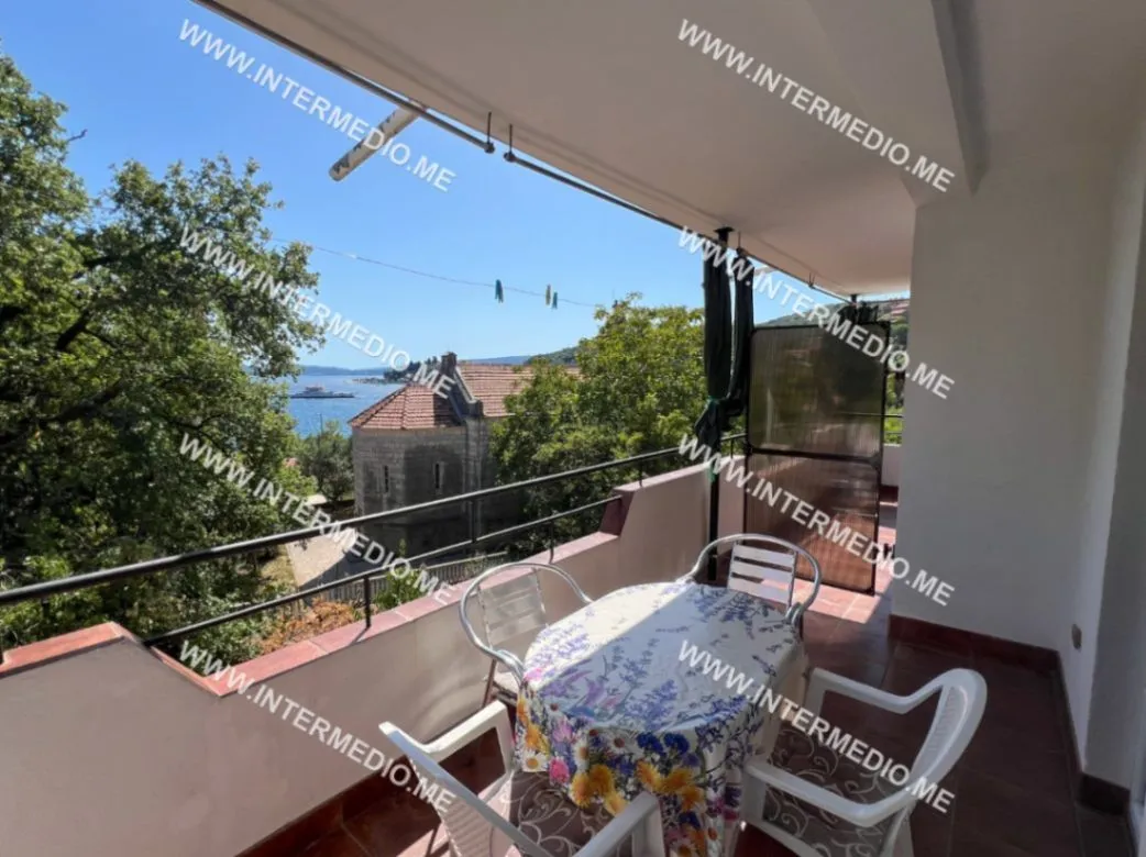 Prodaja, kuća, 180m², Kamenari, Herceg Novi
