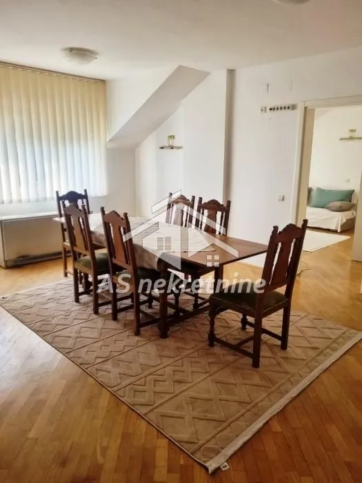 Rent, apartment, 130m², Čukarica, Beograd