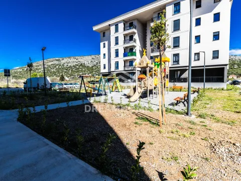 Rent, studio apartment, 21m², Tološi, Podgorica - image 8