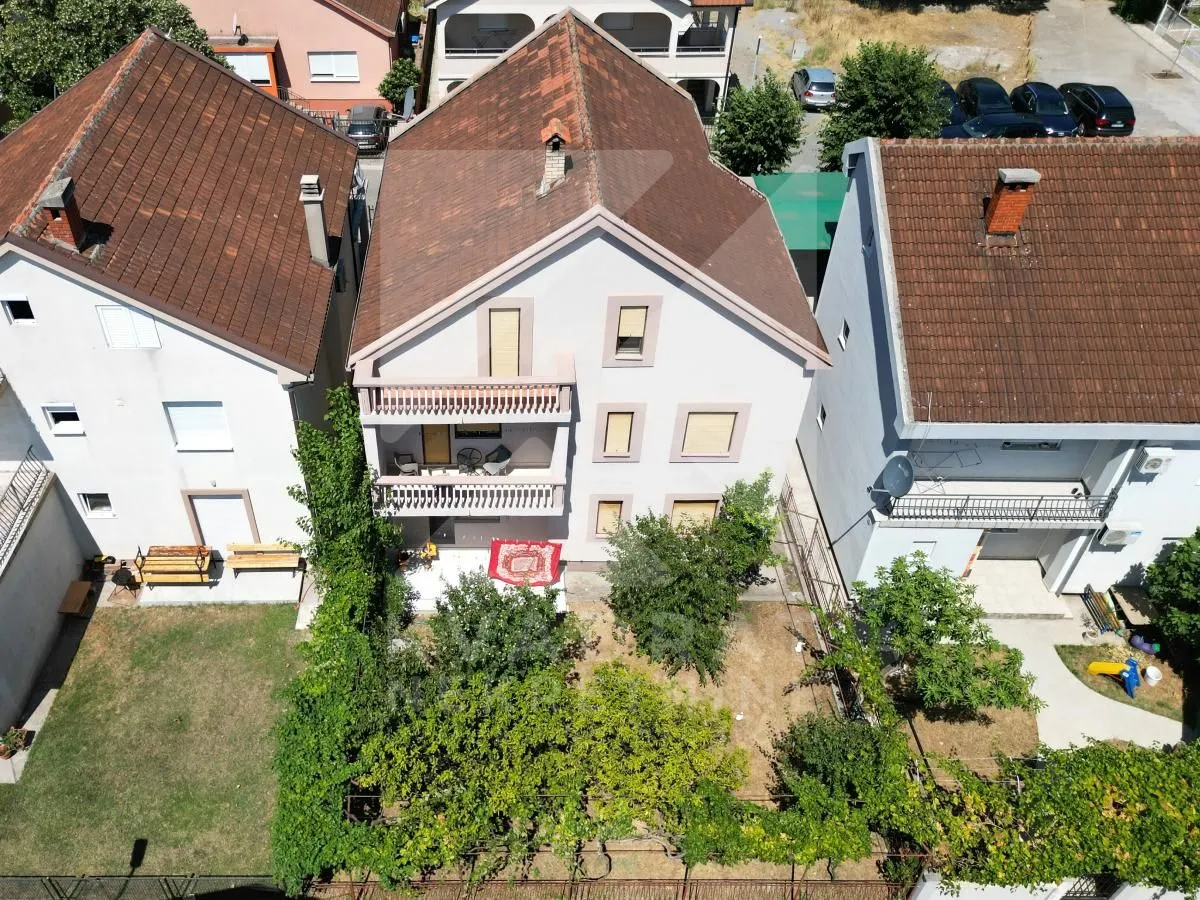 Prodaja, kuća, 101m², Stari Aerodrom, Podgorica
