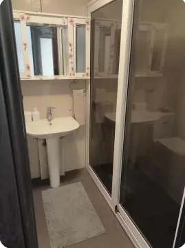 Rent, two bedroom apartment, 62m², Centar, Podgorica - image 13