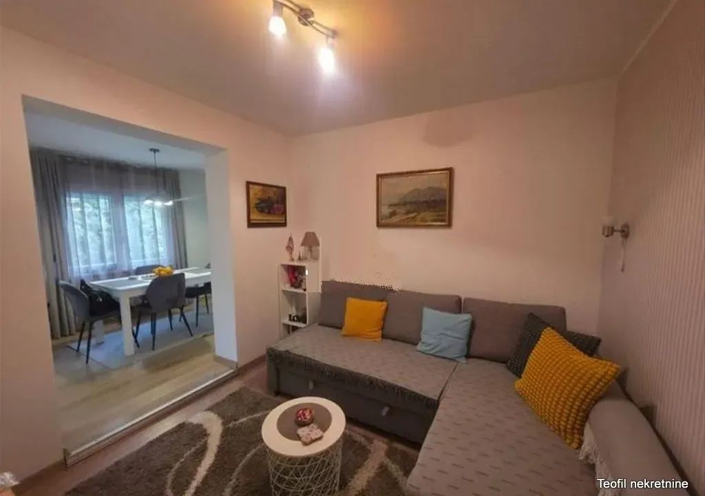 Prodaja, kuća, 95m², Cvetkova Pijaca, Zvezdara Sve Podlokacije