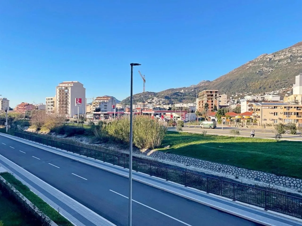 Sale, two bedroom apartment, 64m², Topolica, Bar