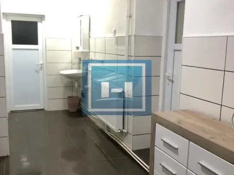 Izdavanje, poslovni prostor, 320m², Grad Stalać, Ćićevac - image 12