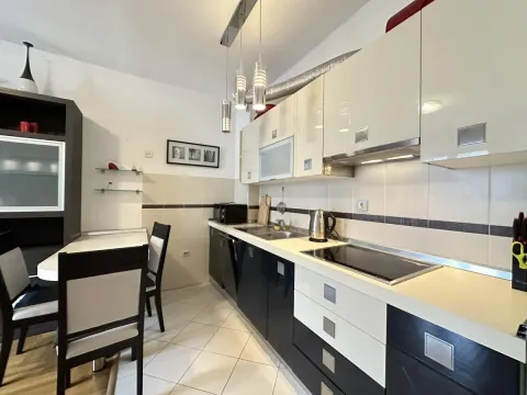 Sale, two bedroom apartment, 60m², Budva, Crna Gora - image 2