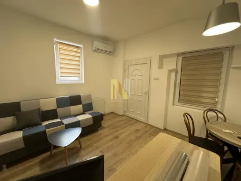 Izdavanje, jednosoban stan, 36m², Centar, Novi Sad - image 4