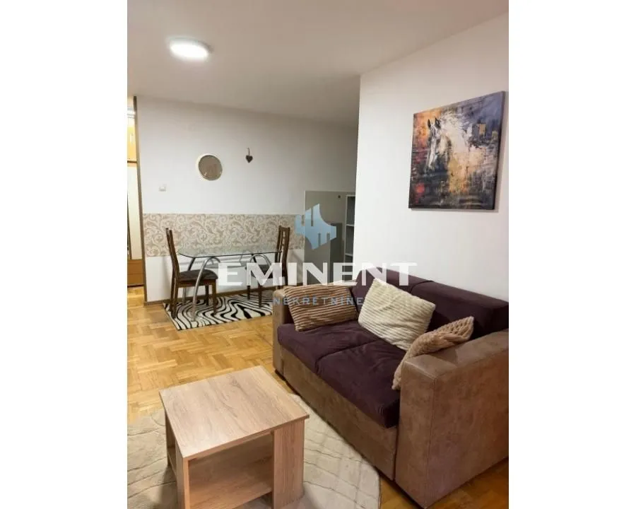 Rent, apartment, 40m², Đeram Pijaca, Beograd
