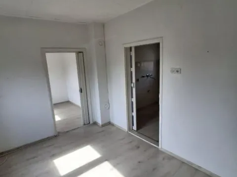 Prodaja, jednosoban stan, 28m², Podbara, Novi Sad Sve Podlokacije - image 6
