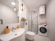 Izdavanje, jednosoban stan, 52m2, Dobrota, Kotor