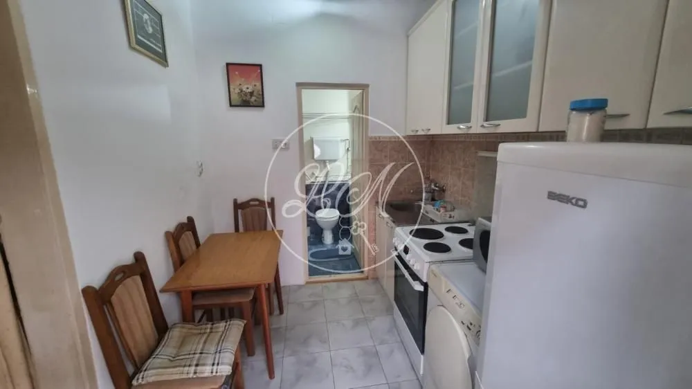 Prodaja, jednosoban stan, 26m², Zemun Centar, Zemun Sve Podlokacije
