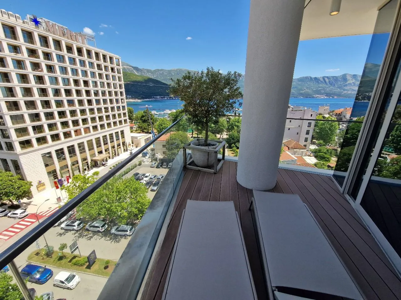 Rent, two bedroom apartment, 84m², Centar, Budva