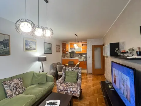 Sale, two bedroom apartment, 70m², Stari Aerodrom, Podgorica - image 1