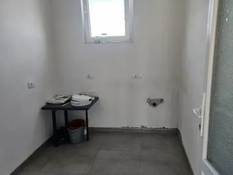 Rent, office space, 140m², Smederevo, Srbija - image 7