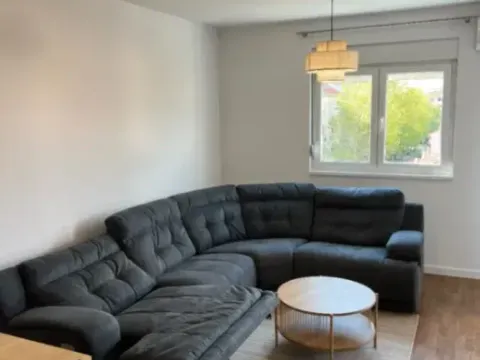 Izdavanje, jednosoban stan, 47m², Stari Aerodrom, Podgorica - image 7