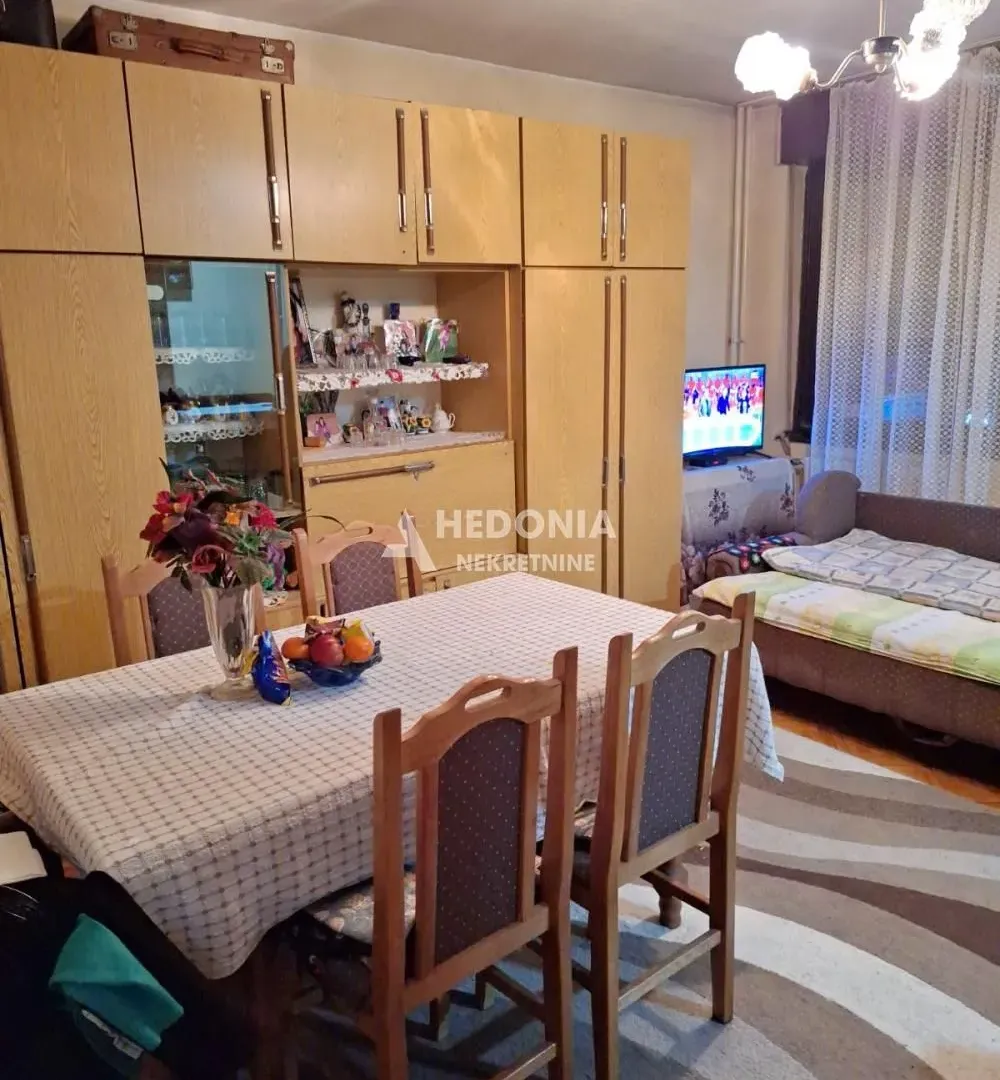 Prodaja, jednosoban stan, 44m², Čukarička Padina, Beograd