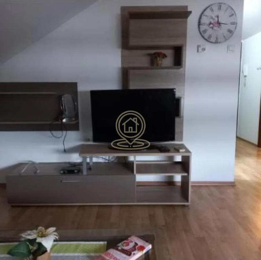 Izdavanje, jednosoban stan, 40m², Grbavica, Novi Sad Sve Podlokacije