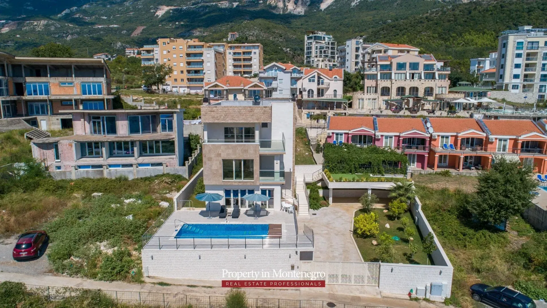 Sale, house, 400m², Bečići, Budva