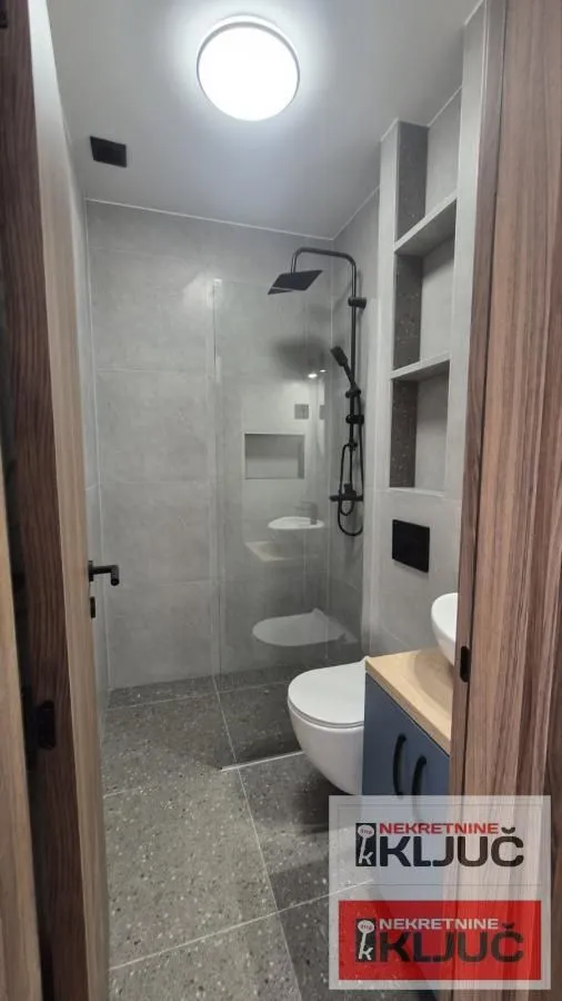 Prodaja, trosoban stan, 67m², Kej, Novi Sad Sve Podlokacije