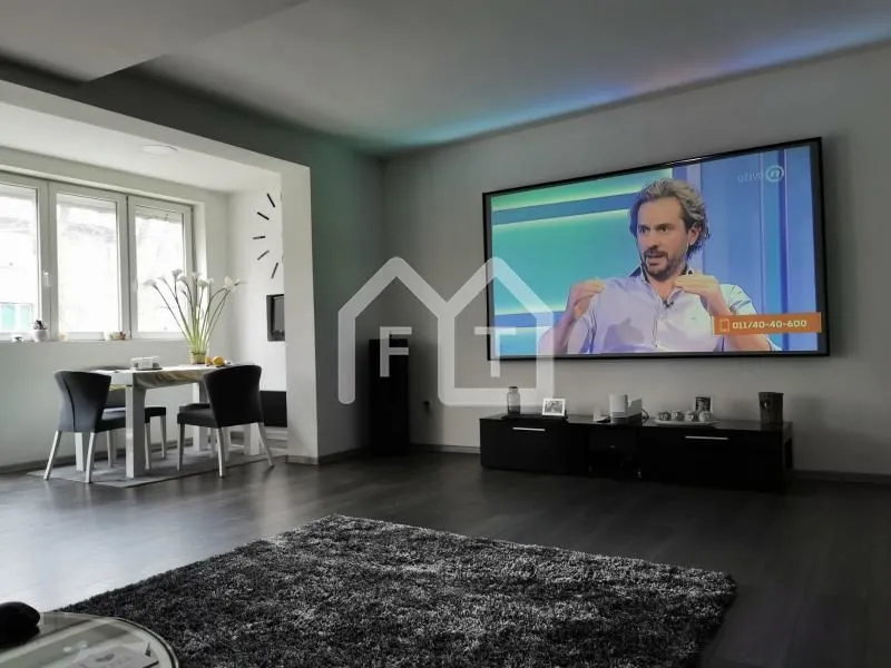 Prodaja, trosoban stan, 58m², Zemun Gornji Grad, Zemun Sve Podlokacije