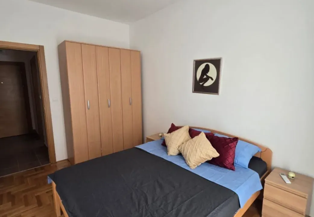 Izdavanje, jednosoban stan, 35m², Kava, Tivat