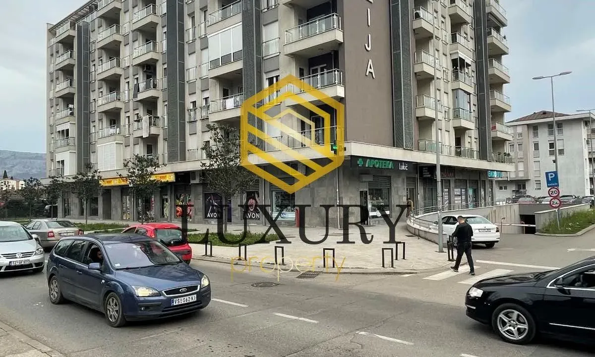 Izdavanje, poslovni prostor, 150m², Zagorič, Podgorica