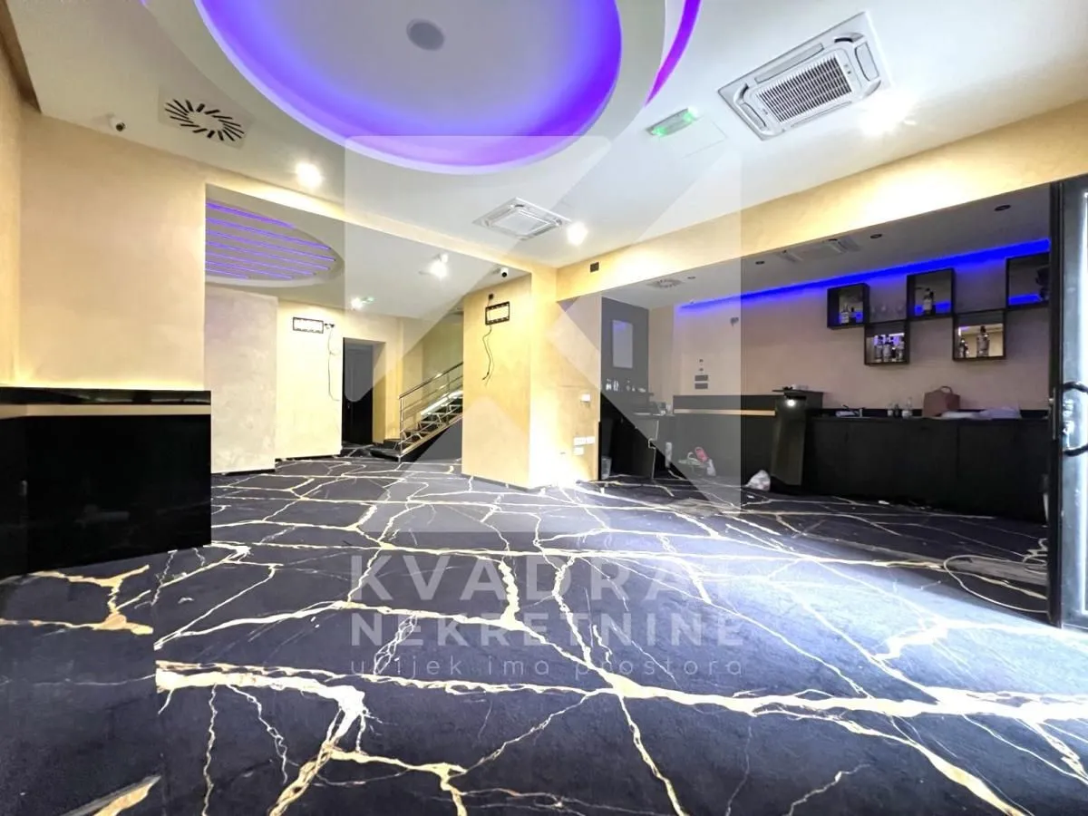 Izdavanje, poslovni prostor, 150m², Centar, Podgorica