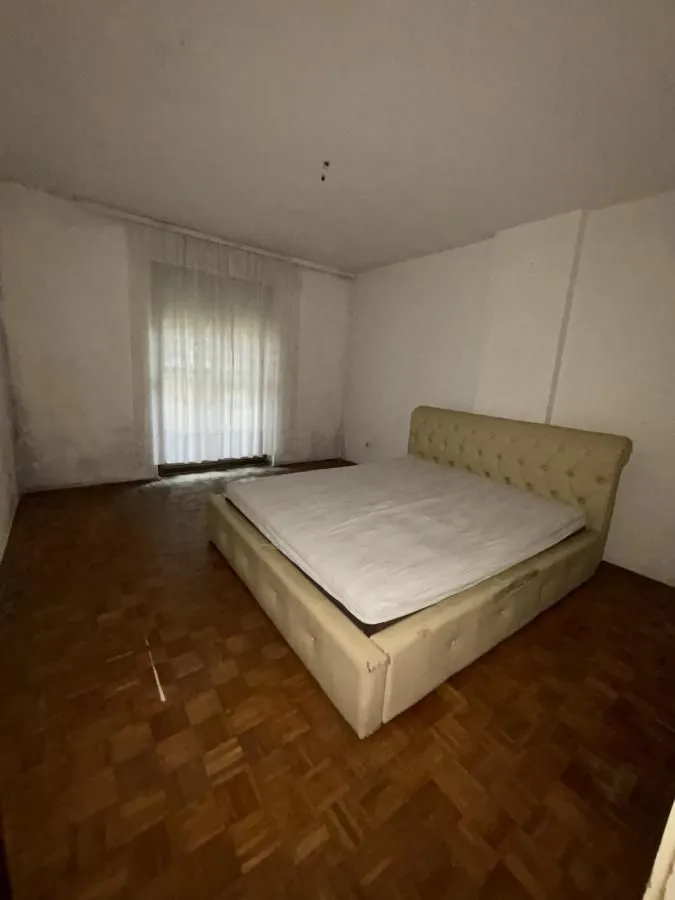Prodaja, trosoban stan, 75m², Budžino brdo, Jagodina