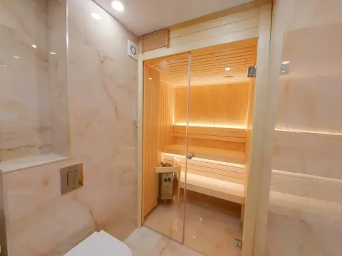 Sale, two bedroom apartment, 91m², Baošići, Herceg Novi - image 13