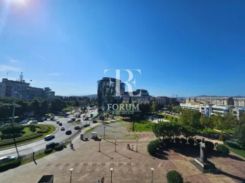 Izdavanje, trosoban stan, 90m², Preko Morače, Podgorica - image 13