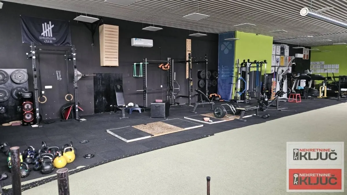 Rent, office space, 300m², Novo naselje, Novi Sad
