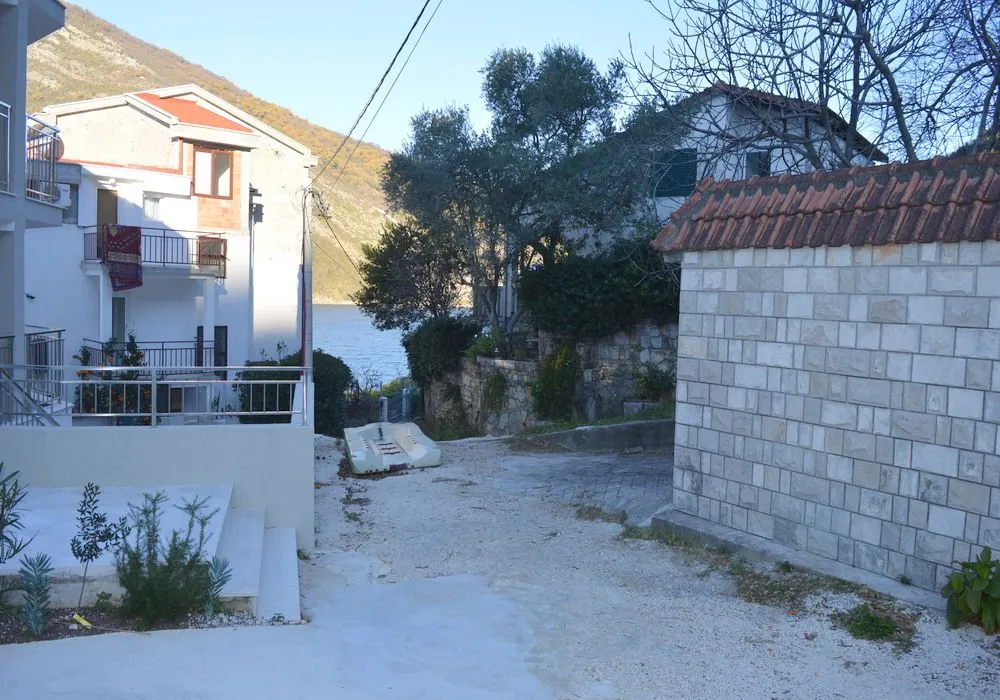Prodaja, plac, 600m², Lepetani, Tivat