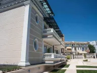 Izdavanje, kuća, 1400m², Savski Venac, Beograd - image 4