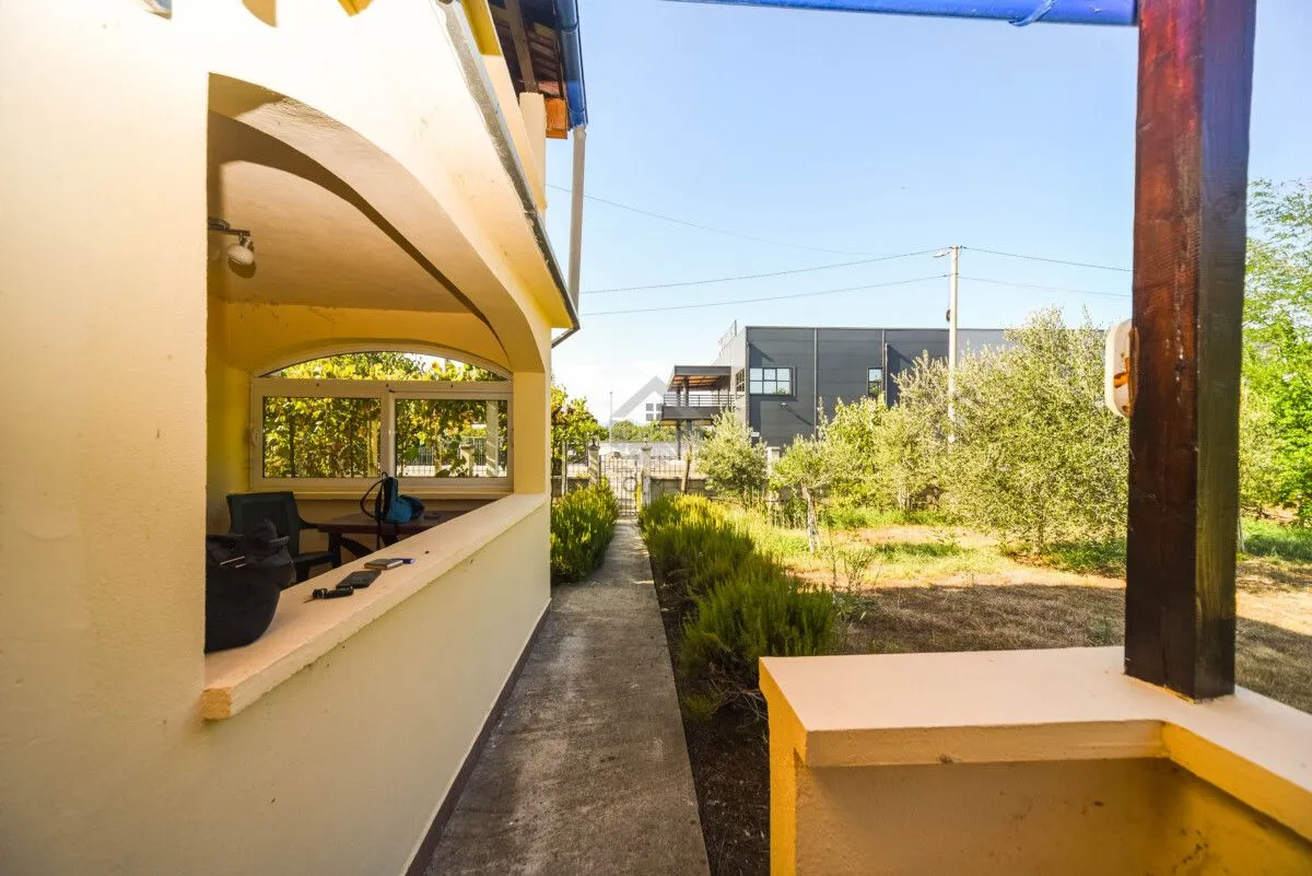 Rent, house, 102m², Podgorica, Crna Gora