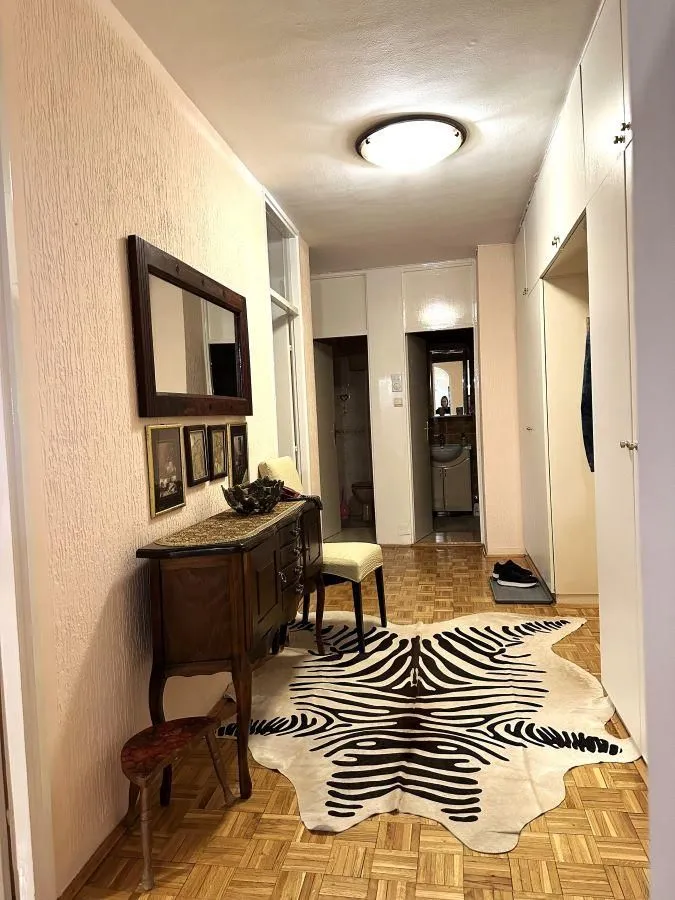 Rent, three bedroom apartment, 74m², Novi Beograd Blok 37, Novi Beograd Sve Podlokacije