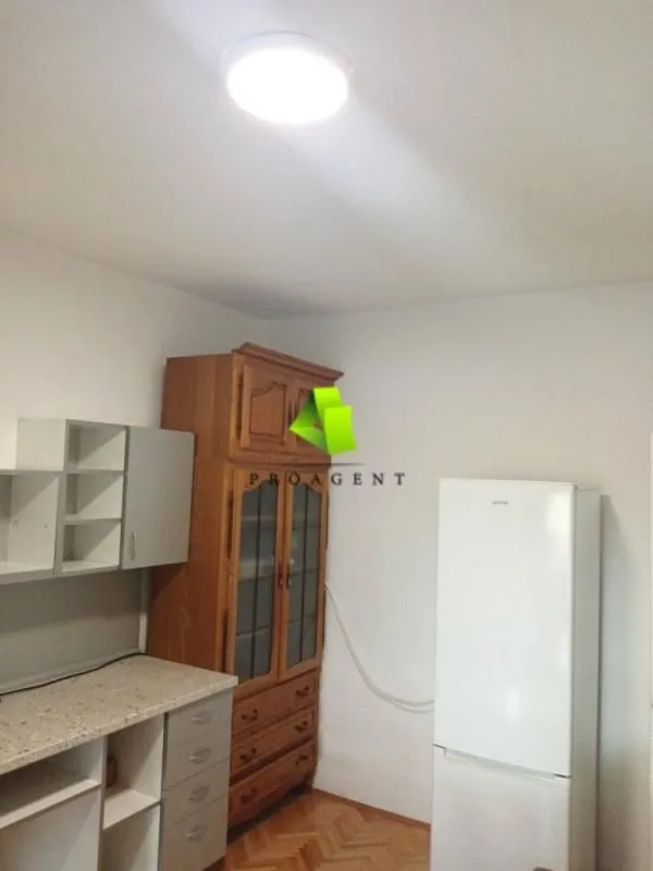 Izdavanje, jednosoban stan, 65m², Pantelej, Niš