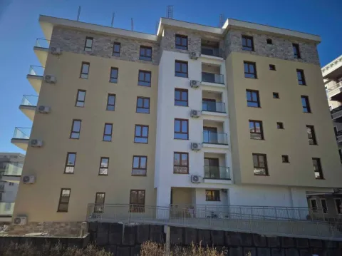 Prodaja, jednosoban stan, 46m², Šušanj, Bar - image 6
