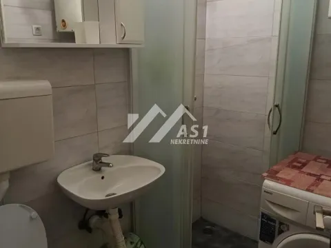 Izdavanje, trosoban stan, 55m², Liman 2, Novi Sad Sve Podlokacije - image 9