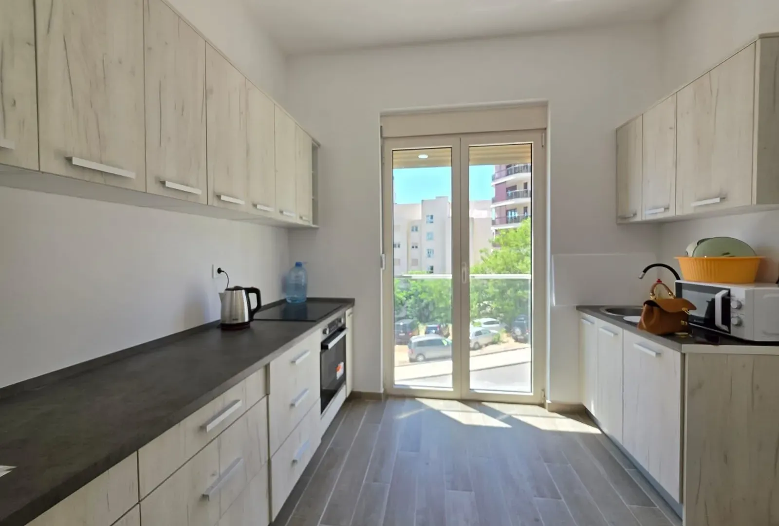 Prodaja, dvosoban stan, 74m², Bečići, Budva