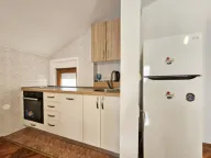 Izdavanje, kuća, 66m², Budva, Crna Gora - image 9