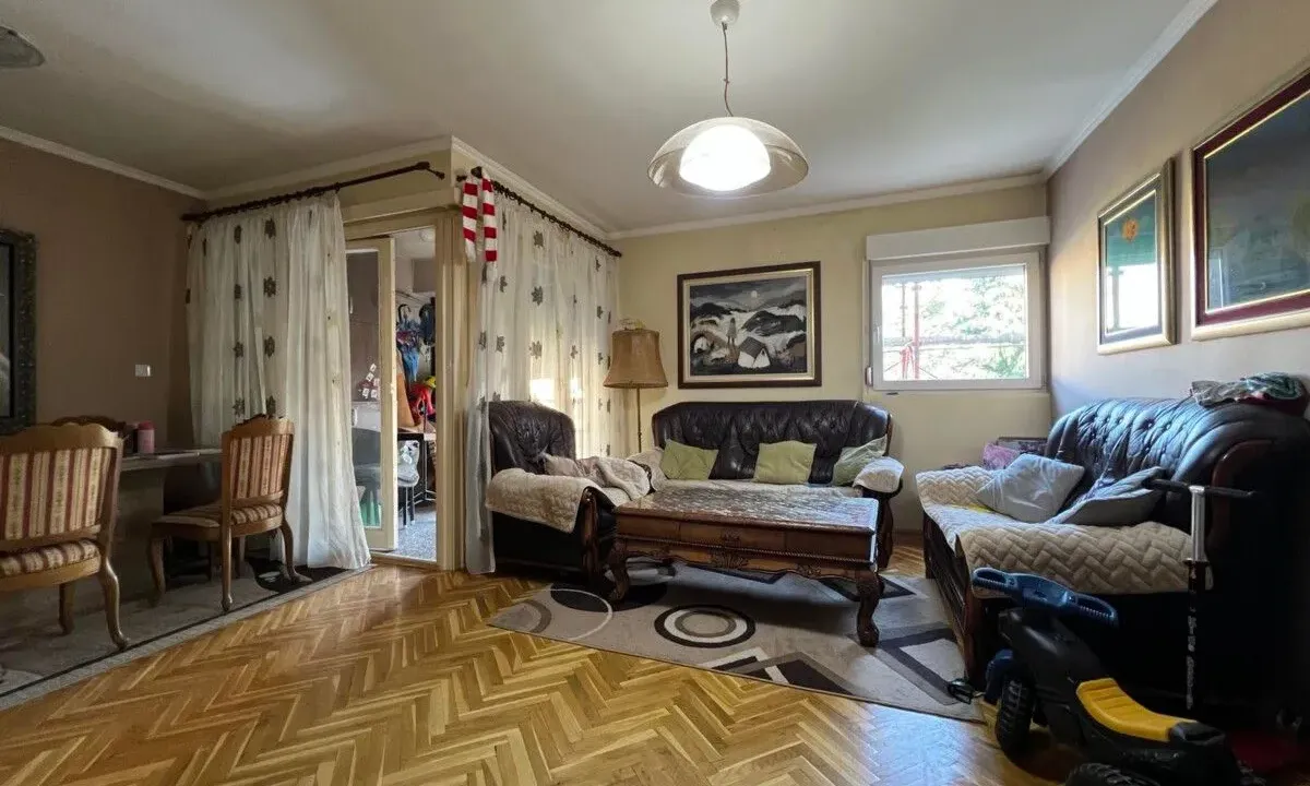 Rent, two bedroom apartment, 73m², Centar, Cetinje