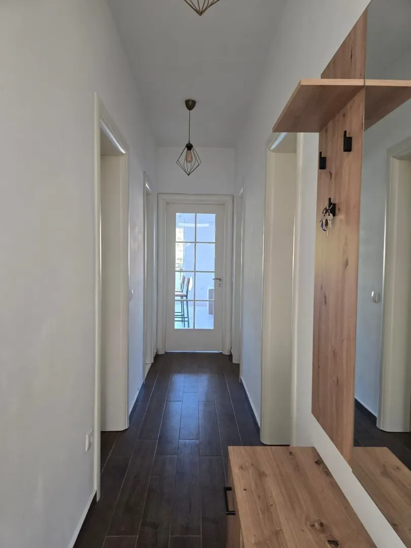 Prodaja, dvosoban stan, 62m², Meterizi, Ulcinj