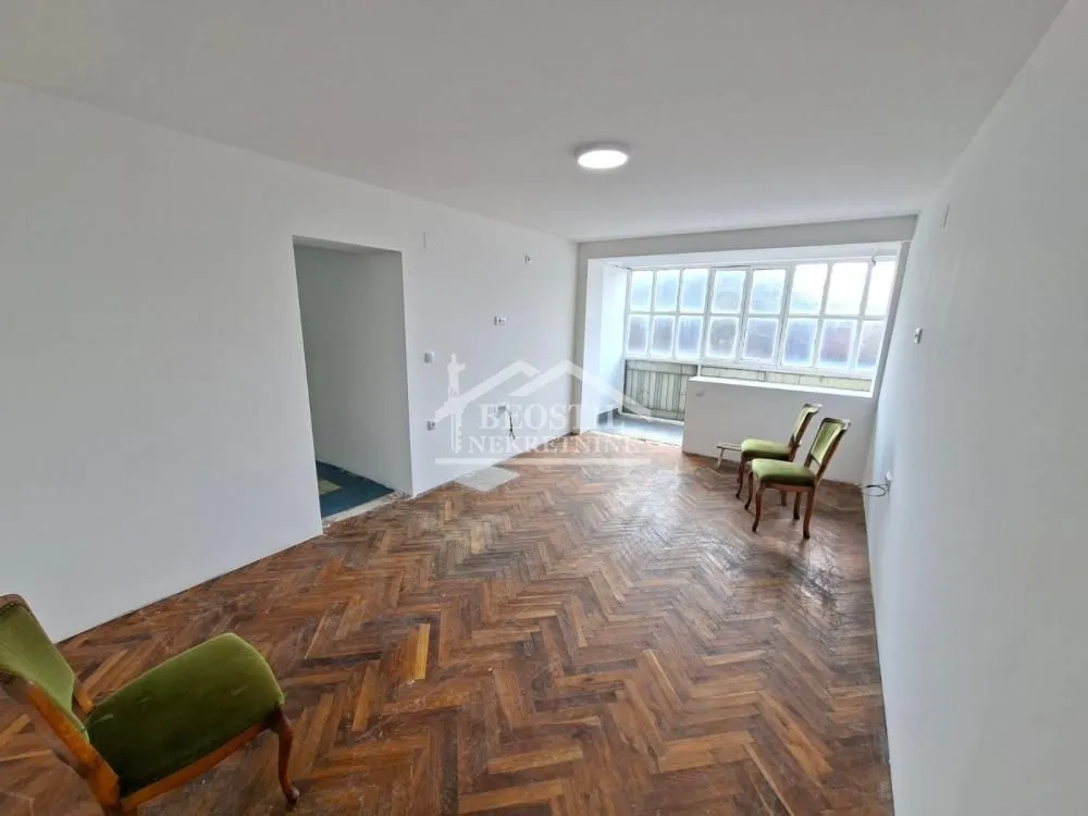 Prodaja, dvosoban stan, 55m², Carina, Smederevo