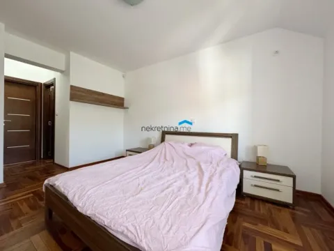 Izdavanje, četvorosoban stan, 178m², Gorica C, Podgorica - image 7